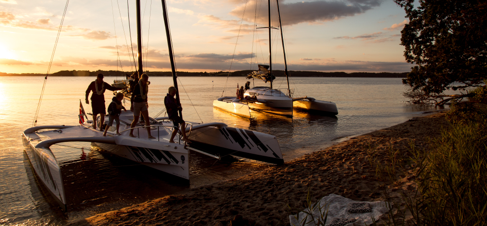 sailing trimarans